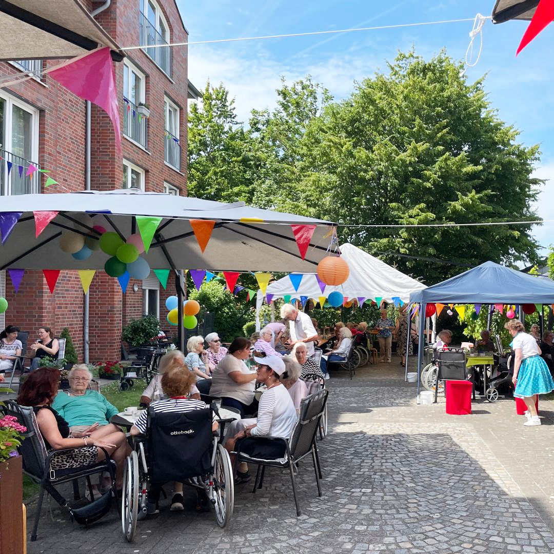 Der Entree-Bereich des St.Peter-Stifts eignet sich wieder hervorragend für ein wunderbares Sommerfest.